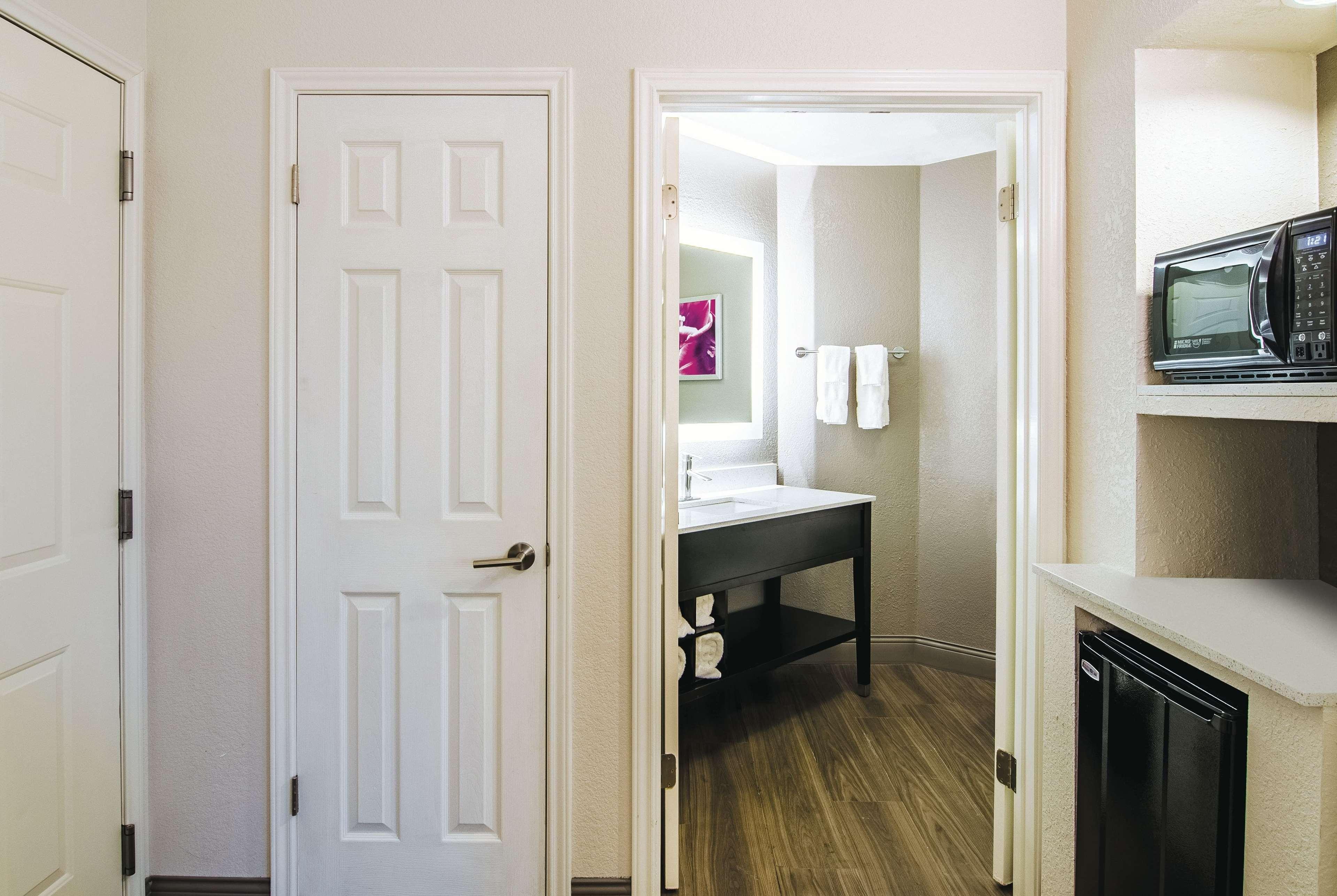 La Quinta By Wyndham Denver Boulder - Louisville Exterior photo